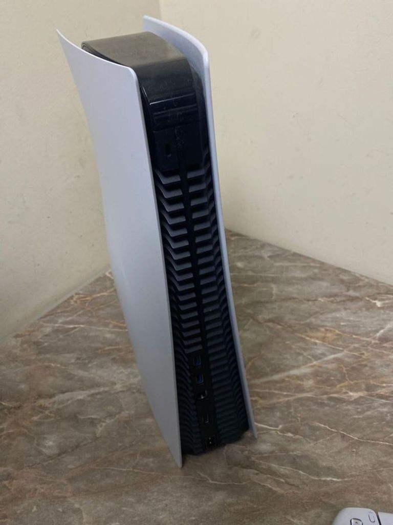 Sony PlayStation 5 825GB Код:01-200758047. Зображення 5