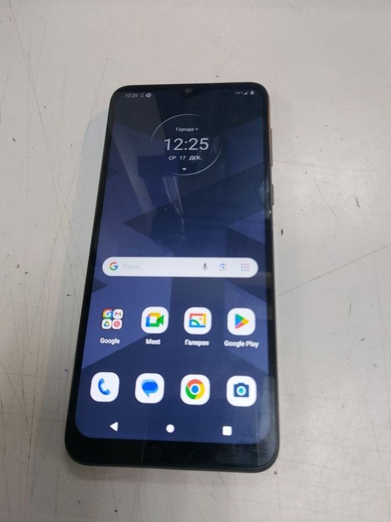 Объявление Motorola moto e13 8/128gb xt2345-3 Б/У