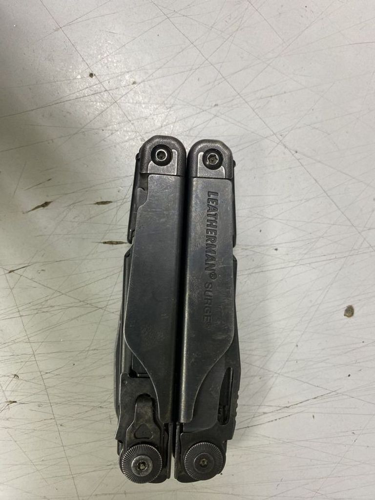 Купити Leatherman surge Б/У