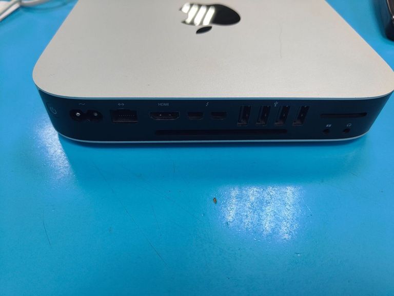 Дешево Apple a1347 mac mini/ core i5 2,6ghz/ ram 16gb/ ssd 256gb/ intel iris graphics з ломбарду