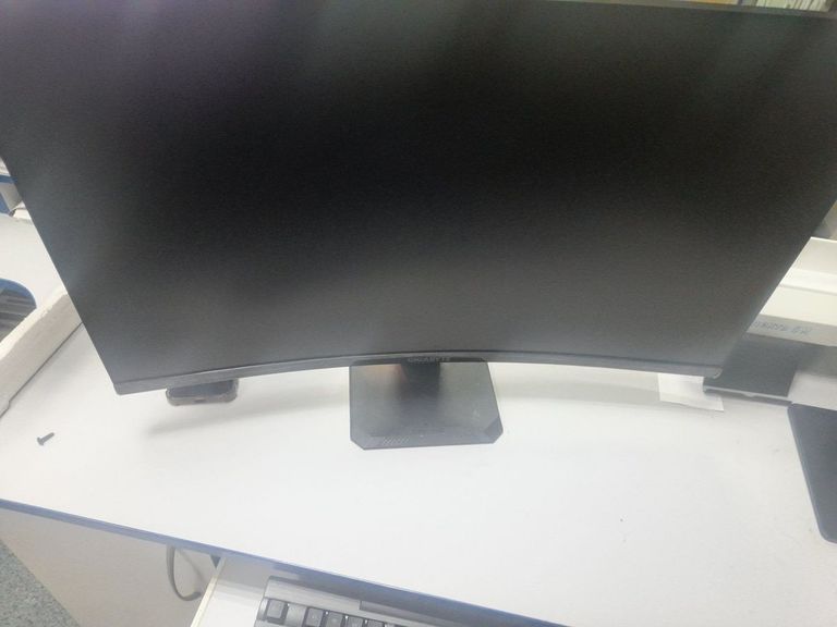 Купить Gigabyte GS27FC Б/У