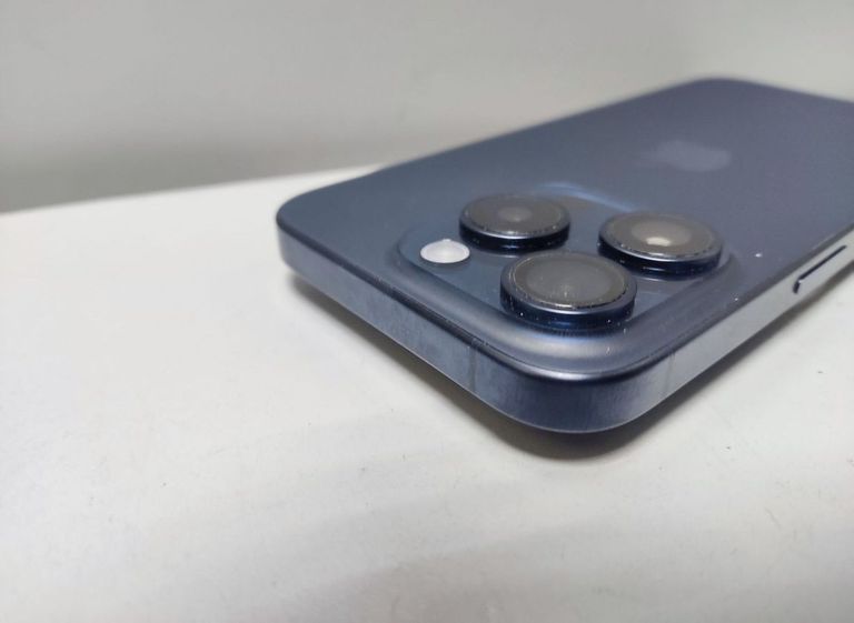 Apple iphone 15 pro 128gb Код:01-200843999. Изображение 12