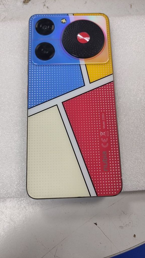 Купить Zte Nubia Music 4/128GB POP Art Б/У