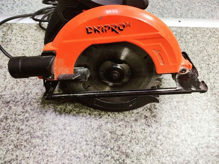 Купити Dnipro-M cs-185m Б/У