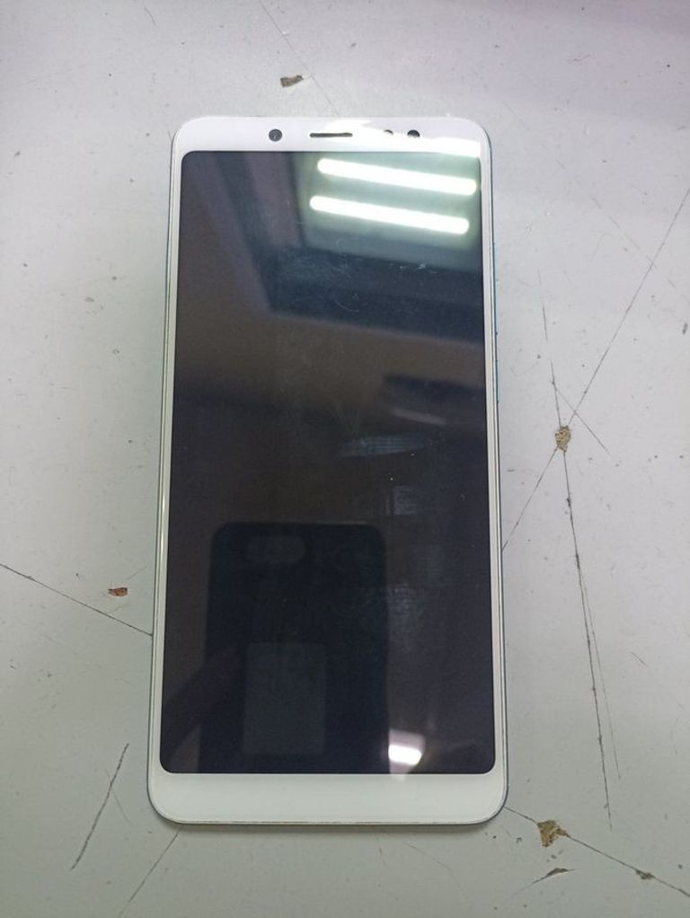 Купити Xiaomi Redmi Note 5 3/32GB Black Б/У
