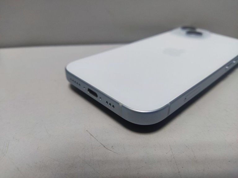 Apple iPhone 15 128GB Green Код:01-200862689. Зображення 8