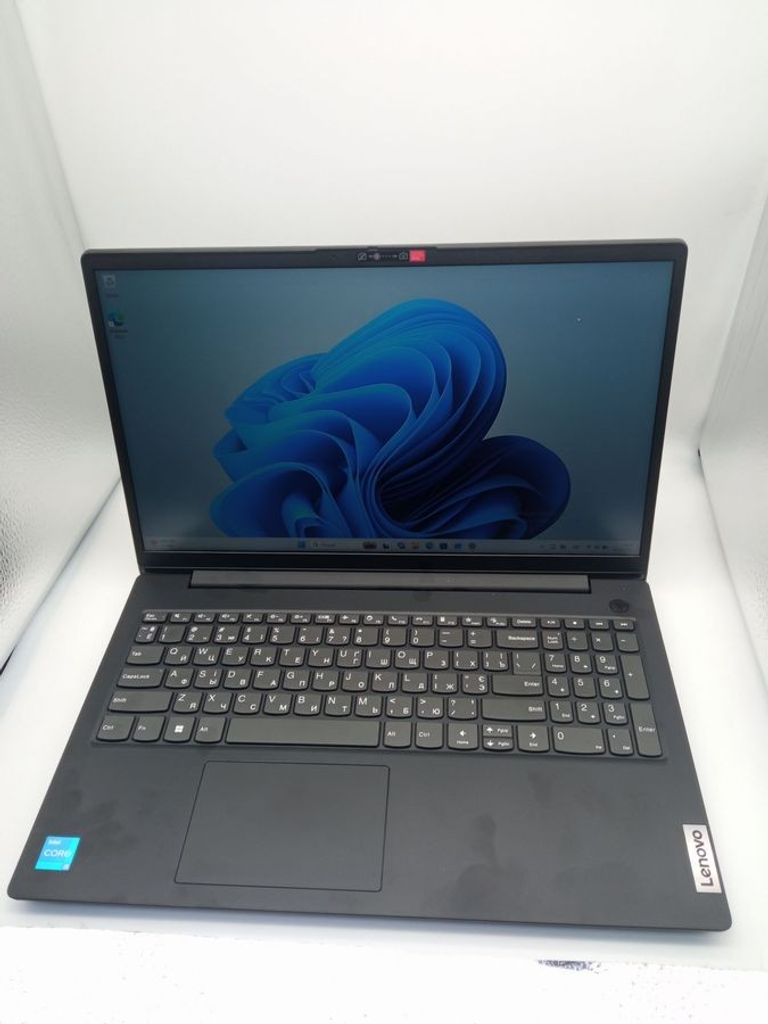 Купити Lenovo 15/core i5-13420h ddr5/16gb ddr5/hdd *відсутній/ssd 512 gb/*інтегрована Б/У