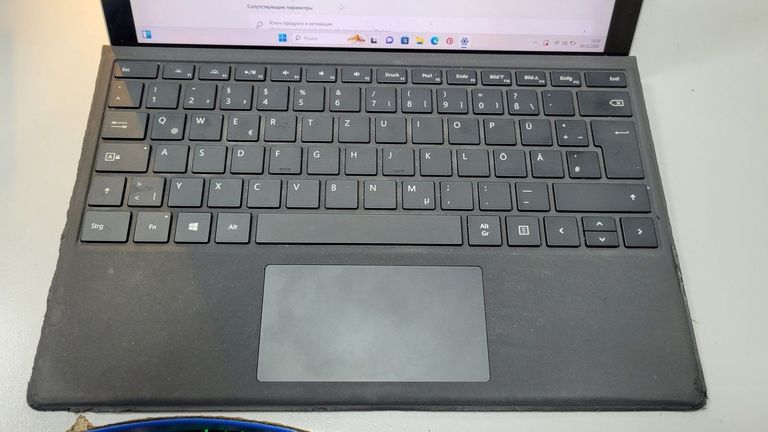 Объявление Microsoft surface pro 4/core i7-6650u/ram8gb/ssd256gb Б/У