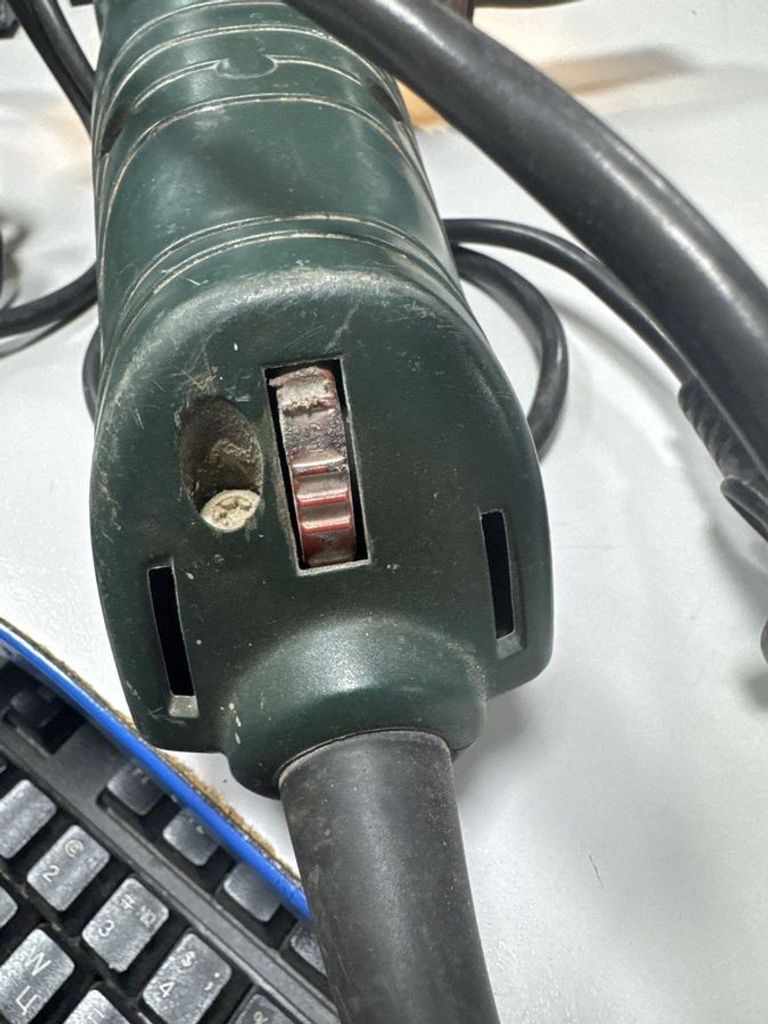 Дешево Metabo we 14-125 plus з ломбарду