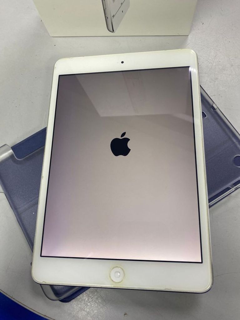 Дешиво Apple ipad mini 2 wifi 16gb с ломбарда