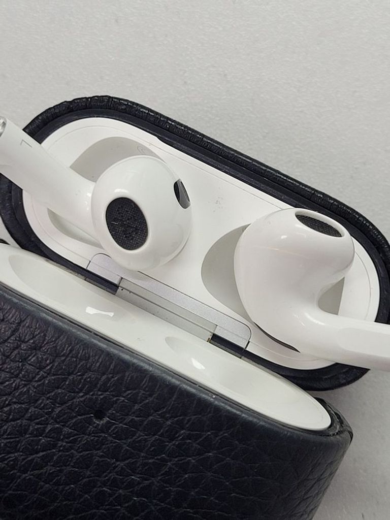 Купити Apple airpods 3rd generation Б/У