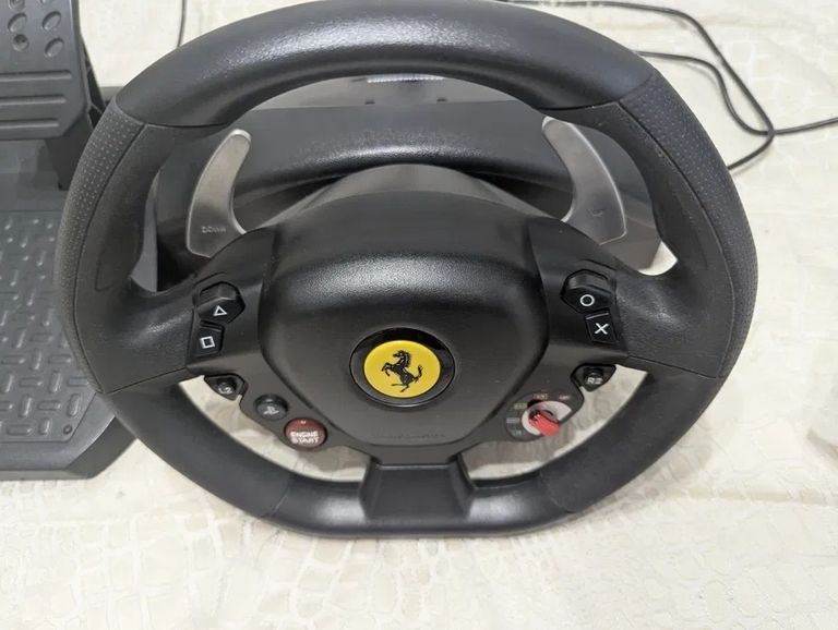 Дешиво Thrustmaster T80 Ferrari 488 GTB Edition PC/PS4/PS5 Black (4160672) с ломбарда