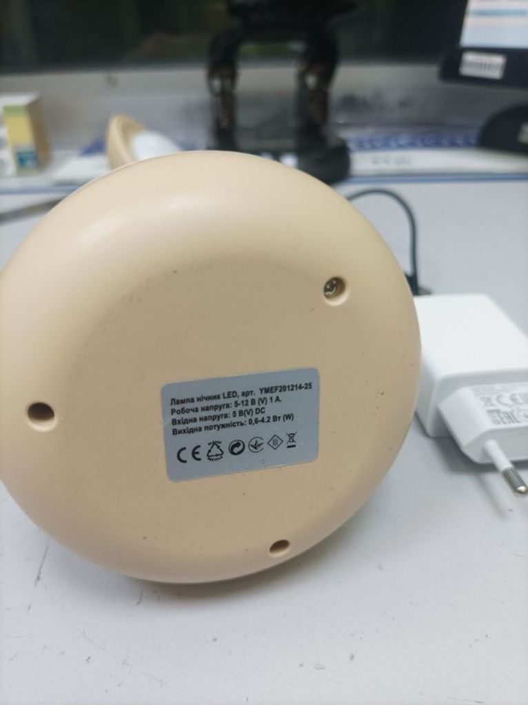 Дешиво Без Виробника настільна с ломбарда