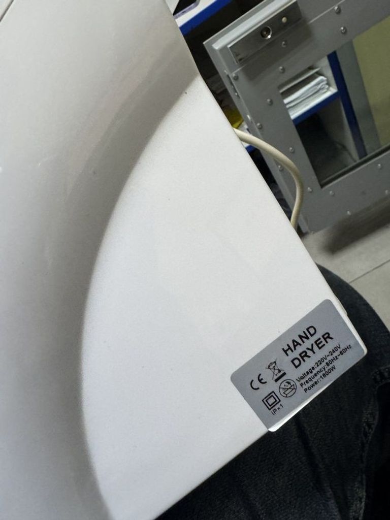 Оголошення Trento hand dryer Б/У