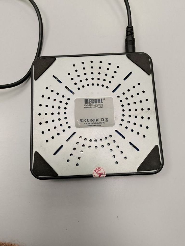 Дешево Mecool KM3 4/64GB з ломбарду