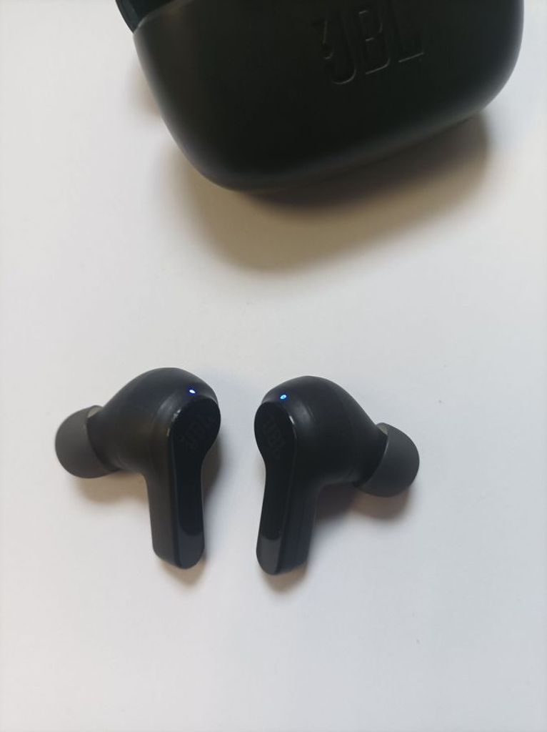 Дешиво Jbl wave beam с ломбарда