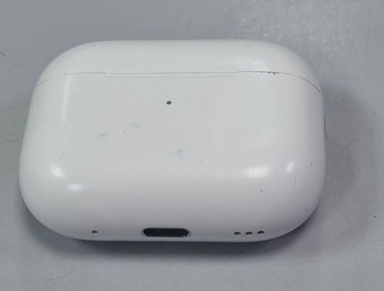 Дешиво Apple airpods pro 2nd generation with magsafe charging case usb-c с ломбарда