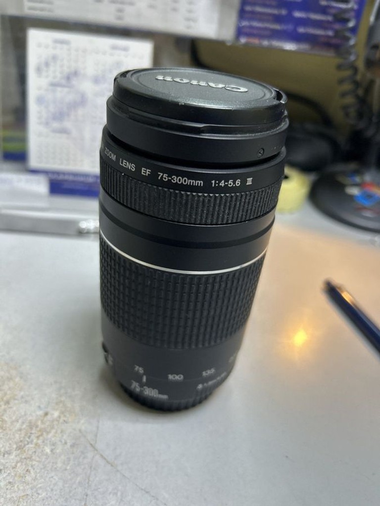 Оголошення Canon EF 75-300mm f/4-5,6 III (6473A0150 Б/У