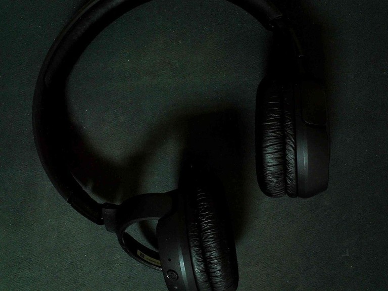 Дешиво Jbl wave flex 2 с ломбарда