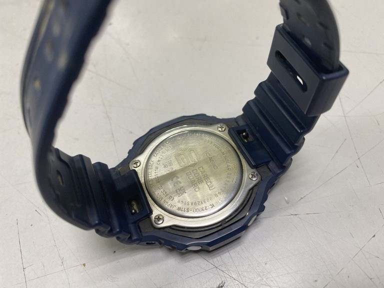 Дешиво Casio ga-b2100 с ломбарда