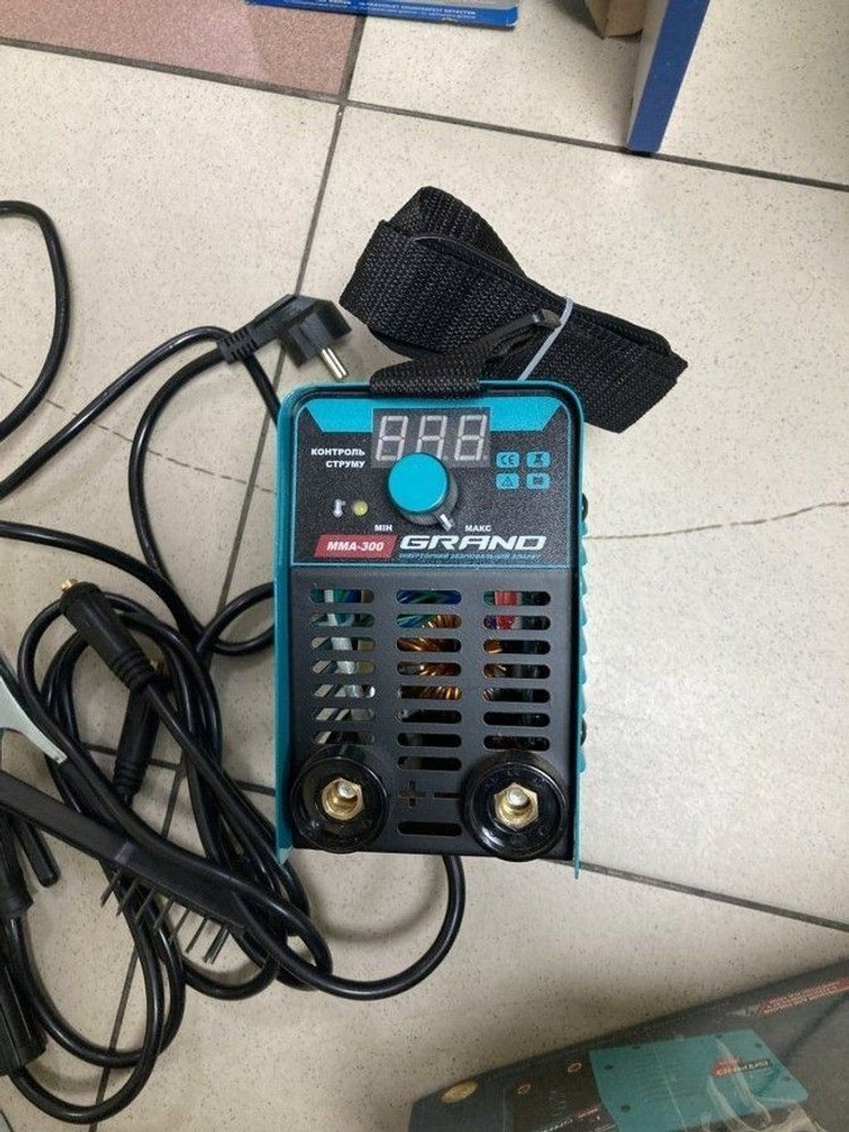 Дешиво Grand MMA-300 с ломбарда