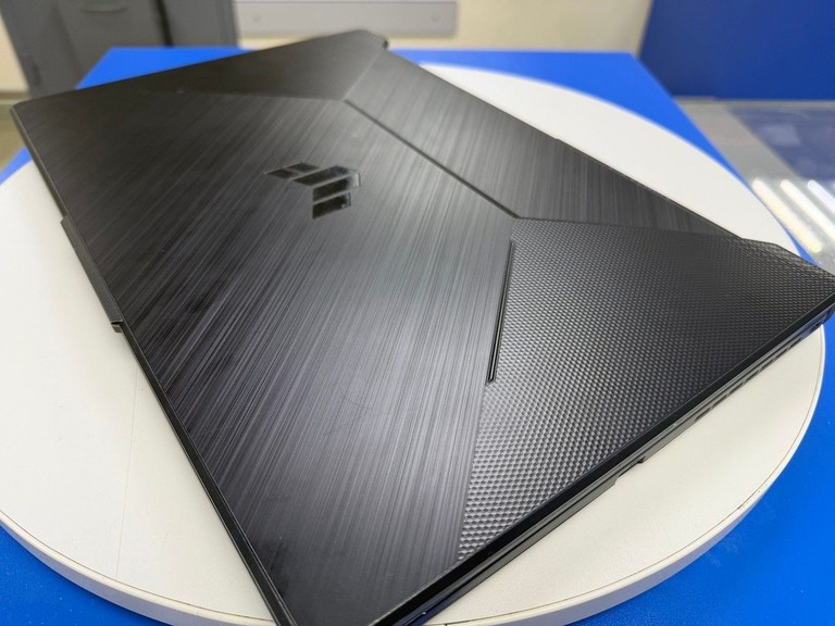 Оголошення Asus 15/core i5-11400h ddr4/16gb ddr4/ssd 512 gb/geforce rtx3050ti 4gb Б/У