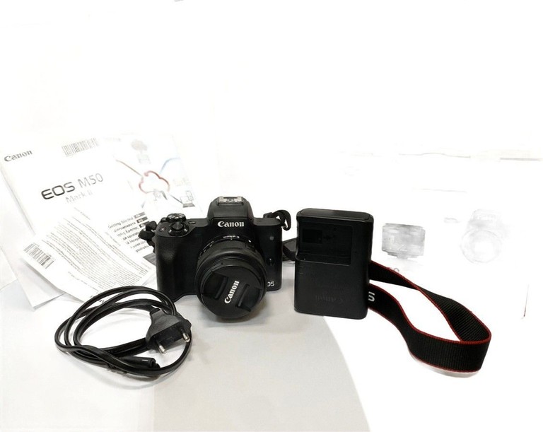 Купить Canon eos m50 mark ii kit 15-45mm is stm Б/У