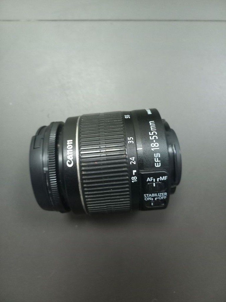 Дешево Canon ef-s 18-55mm f/3,5-5,6 is ii з ломбарду