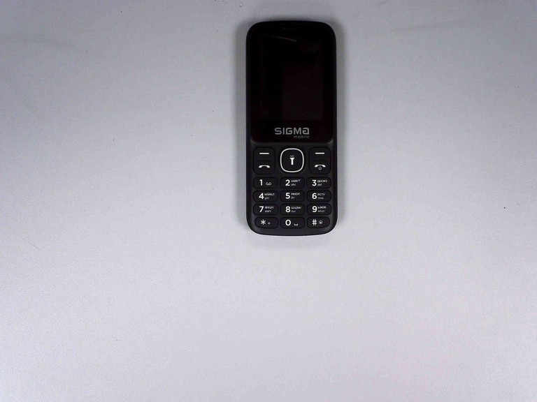 Дешиво Sigma mobile X-style 242 LUCKY Black с ломбарда
