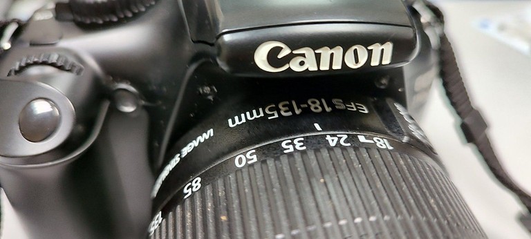 Оголошення Canon eos 1100d canon ef-s 18-135mm f/3.5-5.6 is Б/У