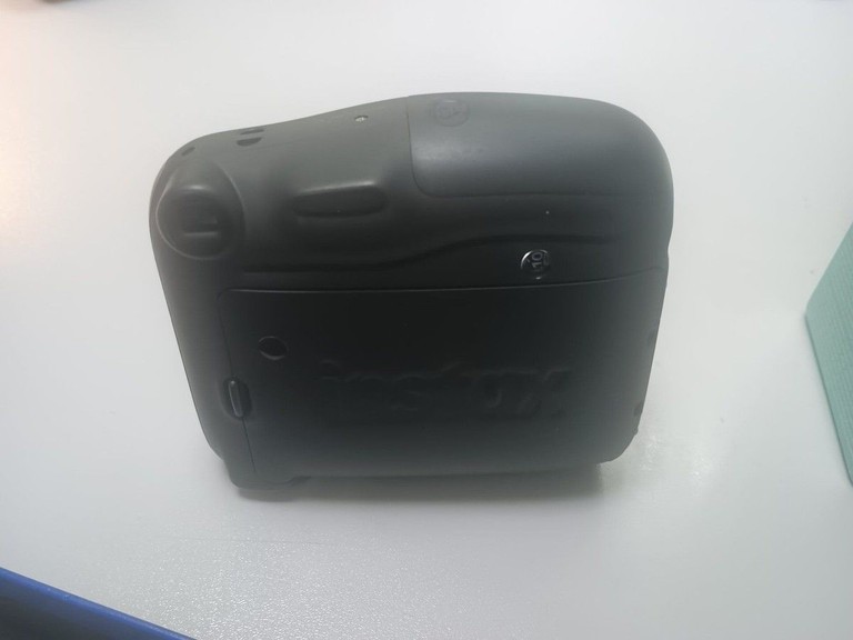 Купить FUJIFILM INSTAX Mini 11 Б/У