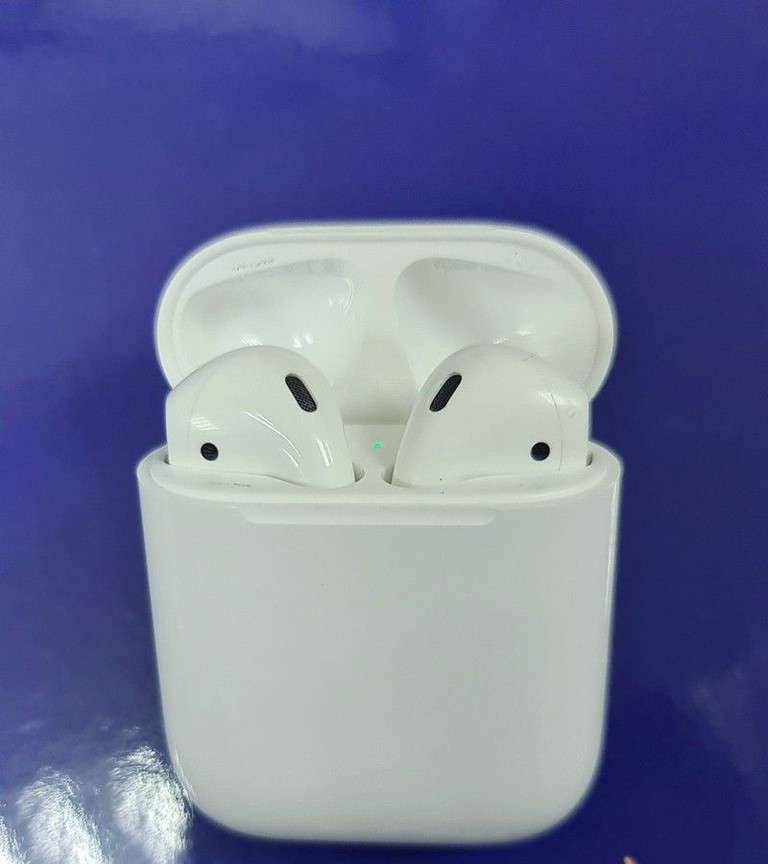 Купить Apple airpods 2nd generation a1602, a2031, a2032 Б/У