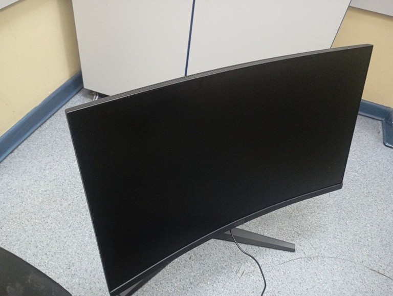 Купить Msi MAG 275CQRF-QD E2 Б/У