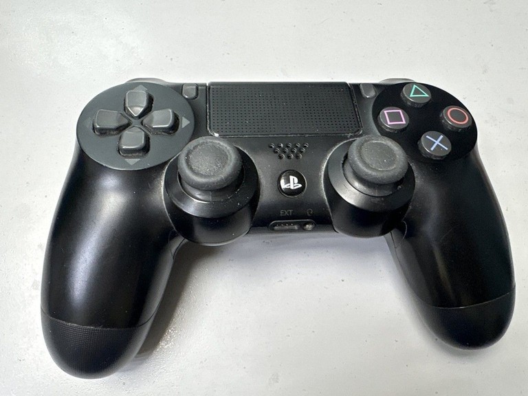 Купити Sony dualshock 4 Б/У