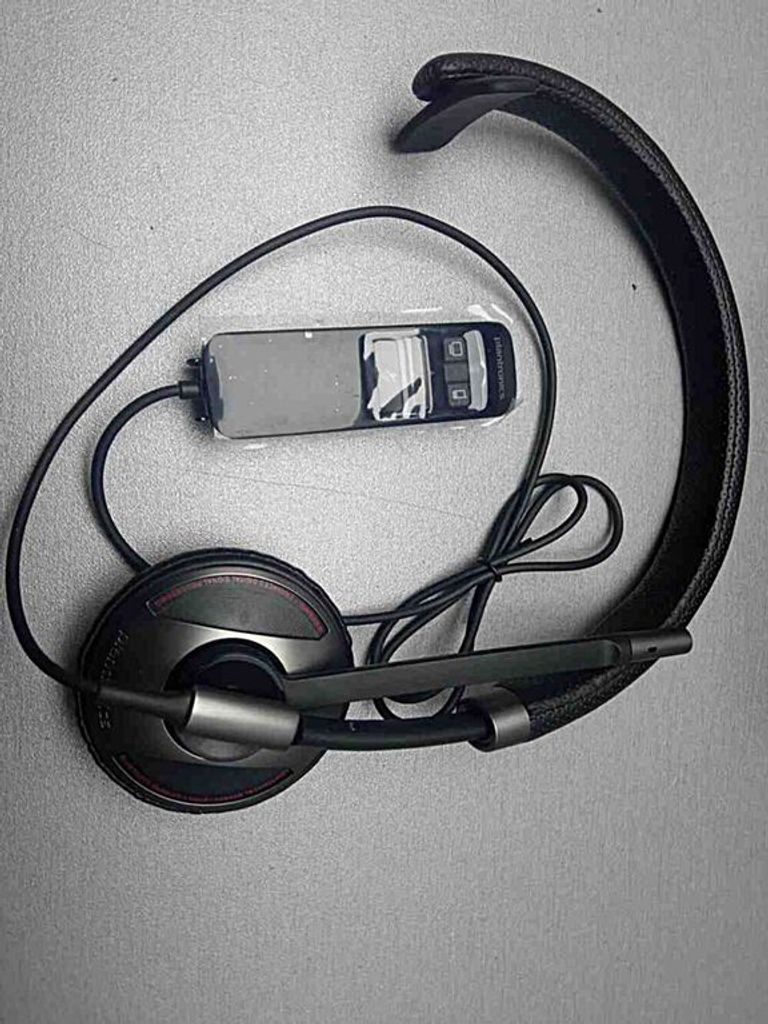 Дешиво Plantronics Blackwire C710 с ломбарда