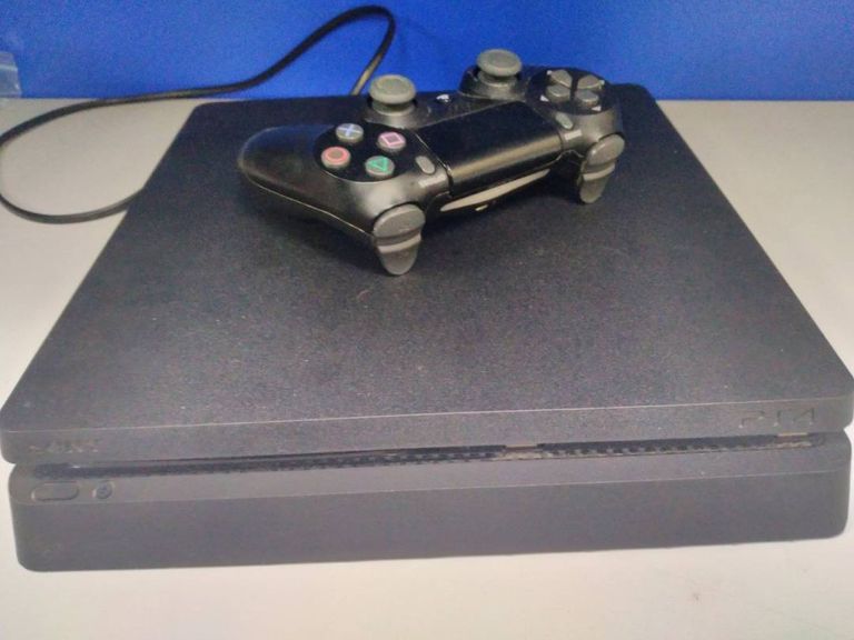 Sony ps 4 slim cuh-2116b 1000gb