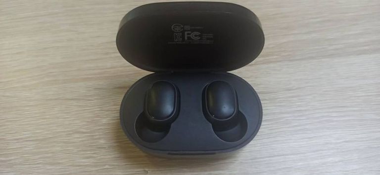 Купить Xiaomi mi true wireless earbuds basic 2 Б/У