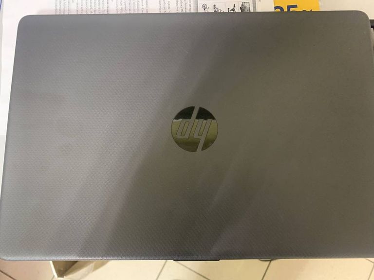 HP 255 G8 Laptop (2Q0G4UT)