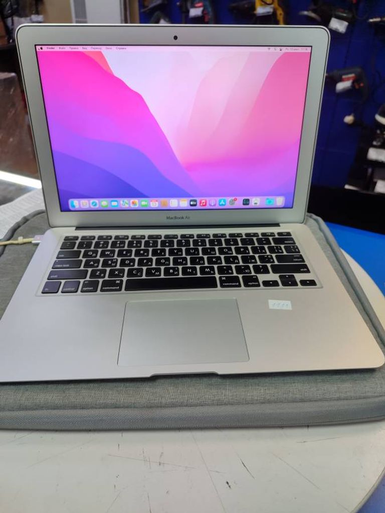 Apple Macbook Air a1466/ core i5 1,6ghz/ ram4gb/ ssd128gb/ intel hd6000