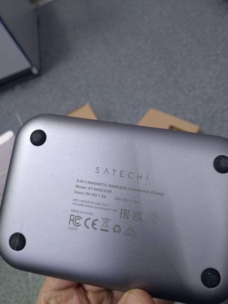 Satechi aluminum 3 in 1 magnetic wireless charging stand Код:01-200333903. Зображення 5