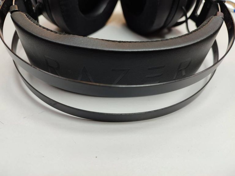 Оголошення Razer razer nari ultimate Б/У