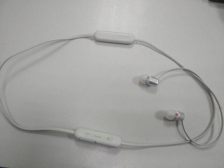 Оголошення Sony WI-C310 Black Б/У