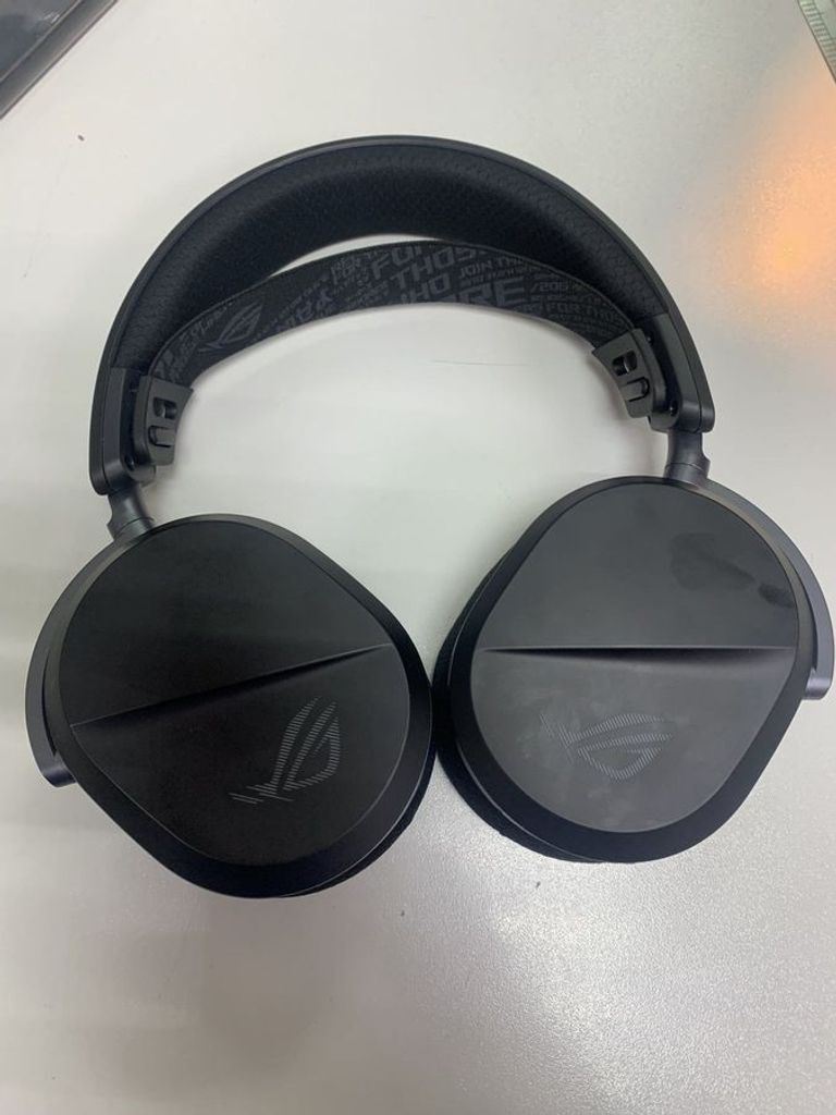 Объявление Asus rog pelta Б/У