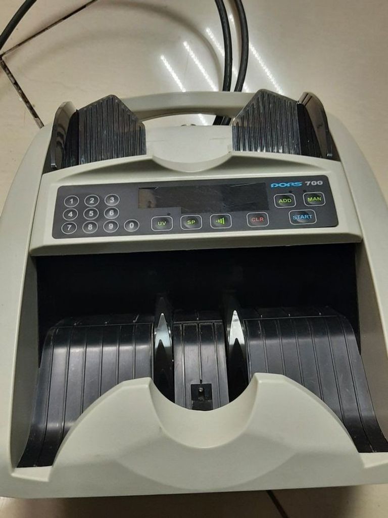 Дешево Dors 700 з ломбарду