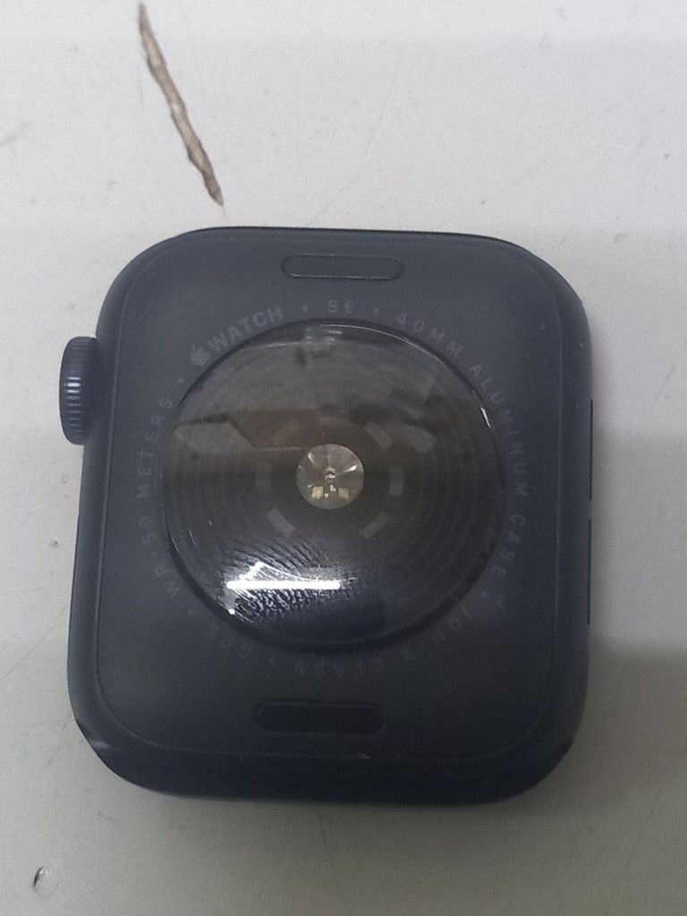 Купити Apple watch se 2 gps 40mm aluminum case with sport Б/У