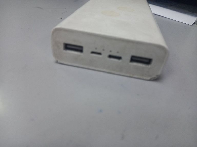 Купить Xiaomi mi power bank 3 20000 mah usb-c 18w Б/У