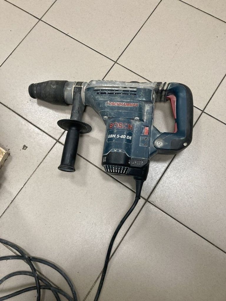 Оголошення Bosch gbh 5-40 de Б/У