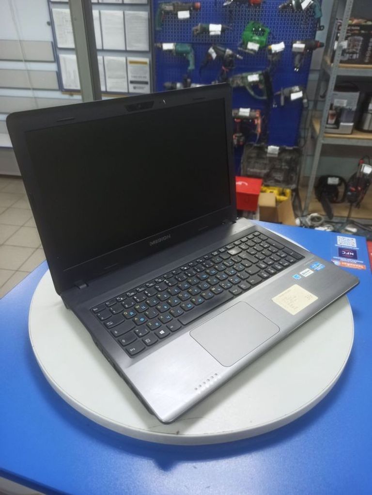 Дешиво Medion 15/core i3 3110m ddr3/12gb ddr3/hdd *відсутній/ssd 240 gb/*інтегрована с ломбарда