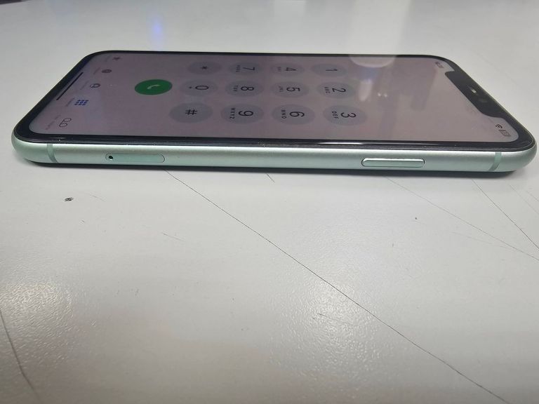 Apple iphone 11 64gb Код:01-200770383. Изображение 5