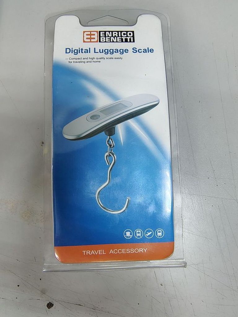 Купити Enrico Benetti travel acc silver eb55025 998 Б/У